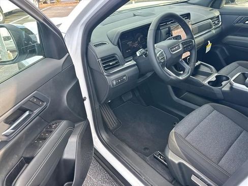 New 2026 GMC Terrain Elevation image 17