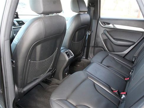 Used 2018 Audi Q3 2.0T Premium image 38