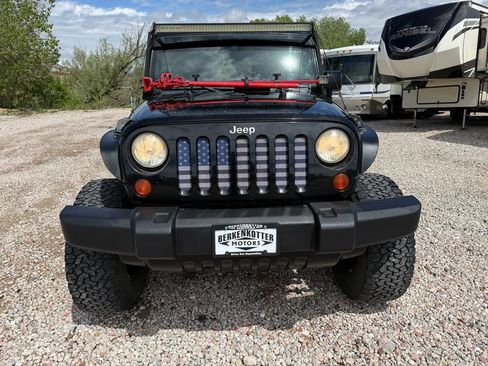 Used 2009 Jeep Wrangler Unlimited X AWD/4WD image 9