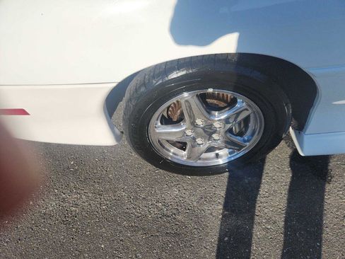 Used 1995 Chevrolet Camaro LT RWD image 23