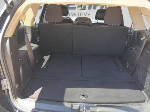 Used 2018 Dodge Journey SE w/ Connectivity Group FWD image 22