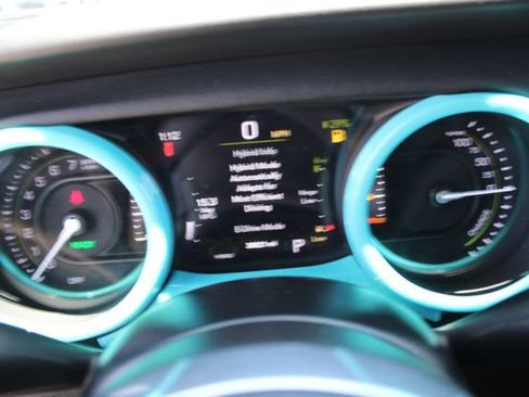 Used 2022 Jeep Wrangler Unlimited Rubicon 4xe w/ Cold Weather Group AWD/4WD image 24
