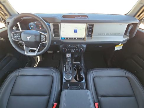 New 2026 Ford Bronco Outer Banks image 16