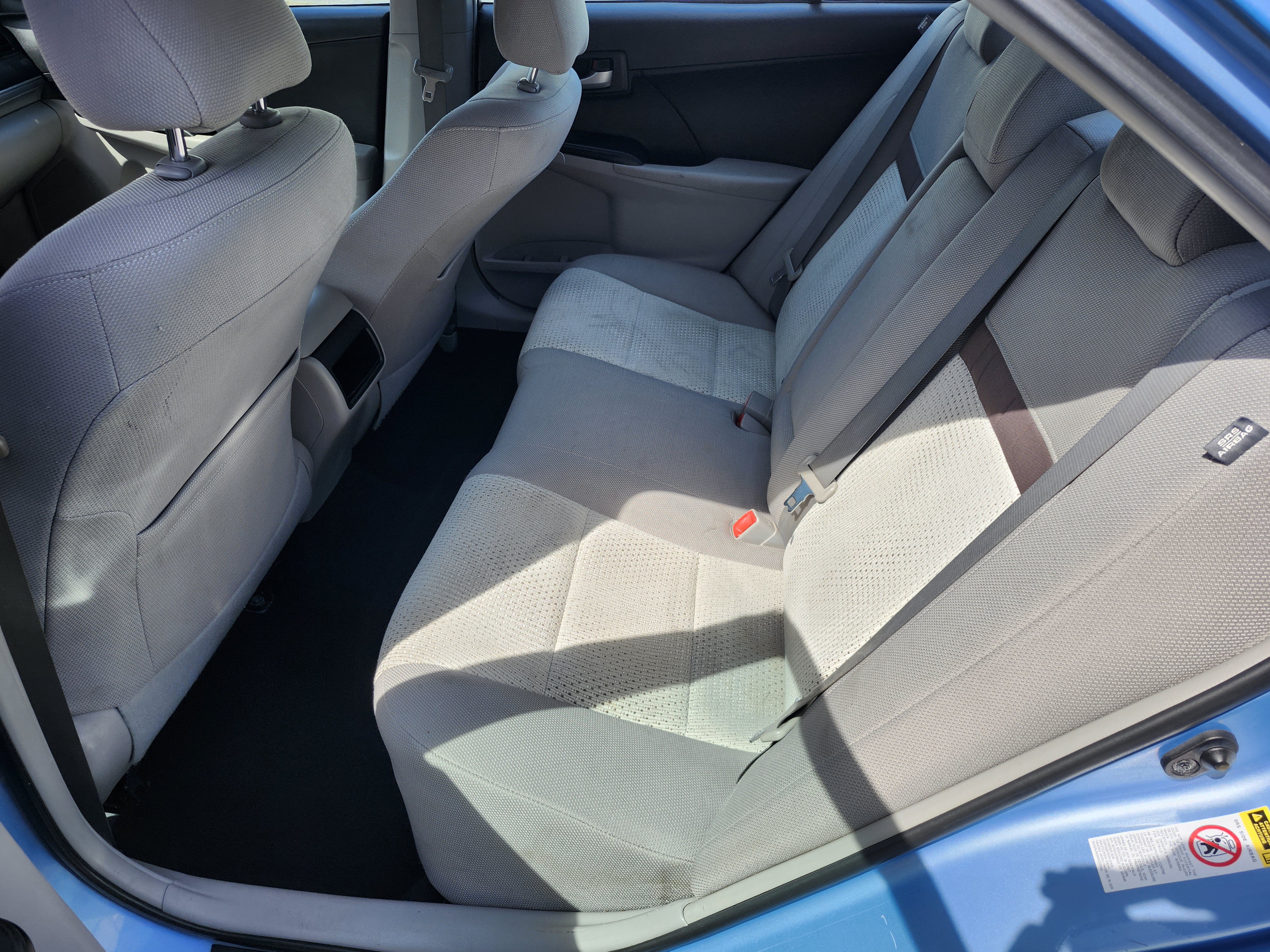 Used 2014 Toyota Camry LE FWD image 5