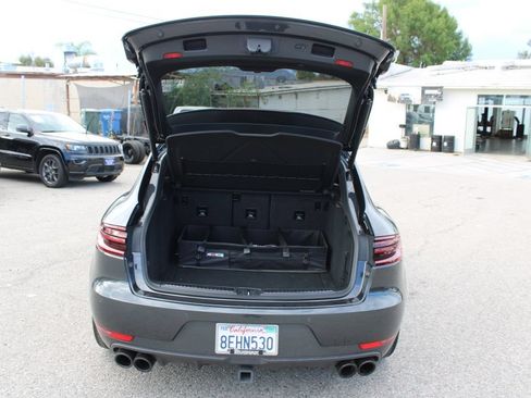 Used 2018 Porsche Macan GTS AWD/4WD image 11