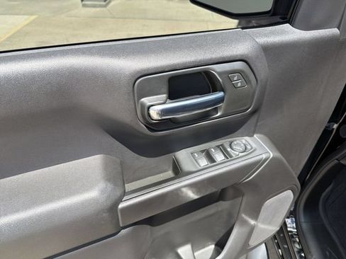 Used 2024 Chevrolet Silverado 1500 Custom w/ Turbomax Blackout Package AWD/4WD image 15
