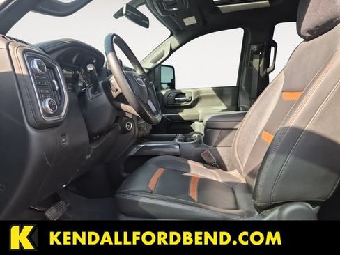 Used 2023 GMC Sierra 2500 AT4 w/ AT4 Preferred Package AWD/4WD image 11