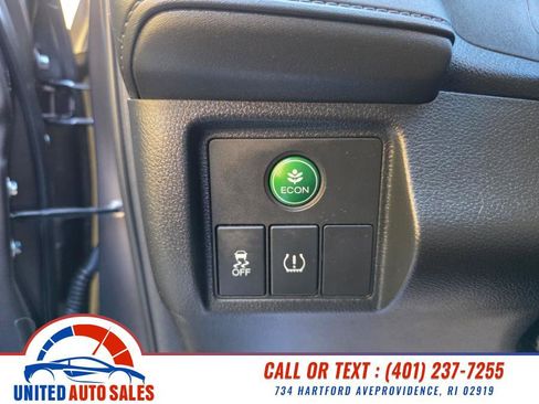 Used 2017 Honda HR-V EX image 18