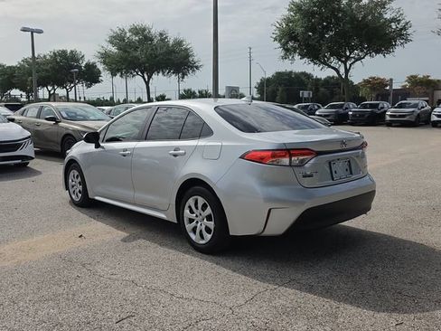 Used 2026 Toyota Corolla LE FWD image 6