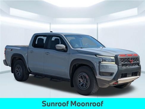 Used 2025 Nissan Frontier Pro-X w/ Pro Convenience Package RWD image 9