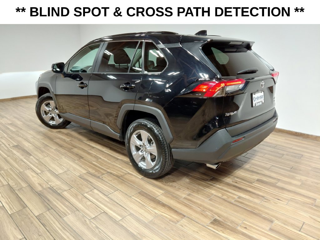 Used 2025 Toyota RAV4 XLE w/ Weather Package AWD/4WD image 7