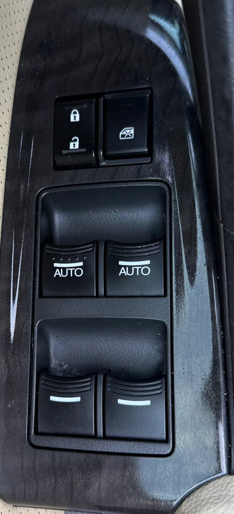 Used 2012 Acura TSX Sedan FWD image 22