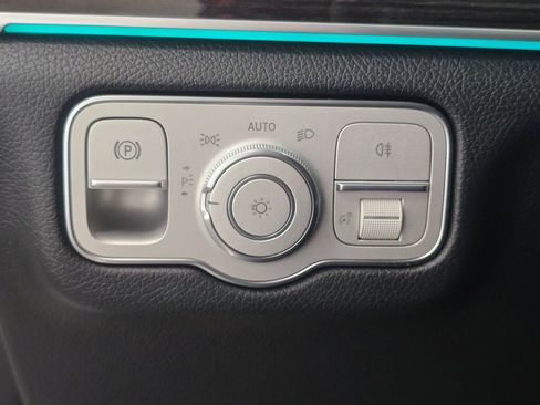 Used 2020 Mercedes-Benz GLE 450 4MATIC image 35