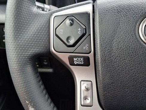Used 2022 Toyota 4Runner SR5 Premium w/ Moonroof Package RWD image 27