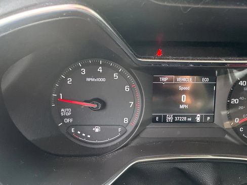 Used 2021 Chevrolet TrailBlazer LT w/ Convenience Package AWD/4WD image 14