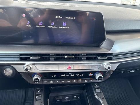 Certified 2024 Kia Telluride S w/ S Sunroof Package FWD image 14