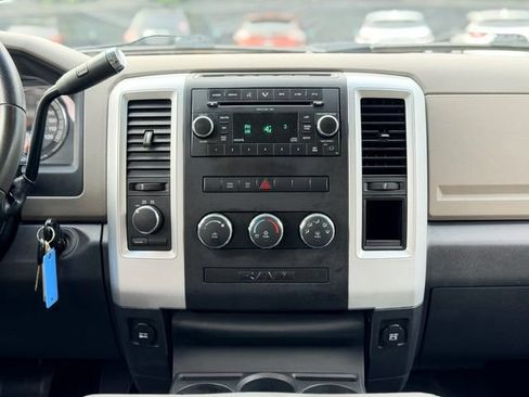 Used 2009 Dodge Ram 1500 Truck SLT w/ Remote Start & Security Group AWD/4WD image 18