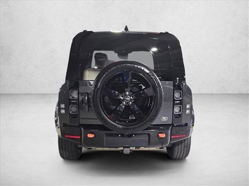 Used 2023 Land Rover Defender 110 X AWD/4WD image 6