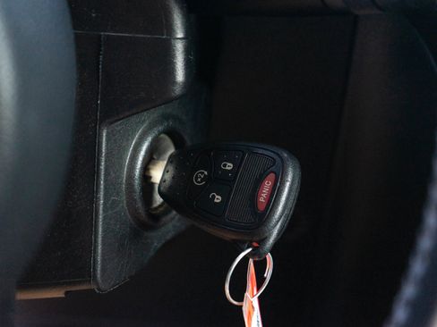 Used 2018 Jeep Wrangler Unlimited Sahara AWD/4WD image 24