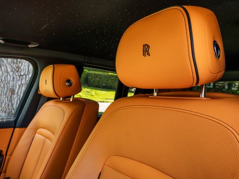 Certified 2023 Rolls-Royce Cullinan Black Badge w/ Driver's Package AWD/4WD image 12