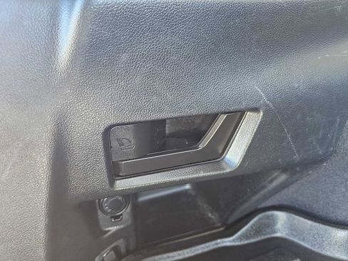 Used 2019 Subaru Outback 2.5i Limited image 33