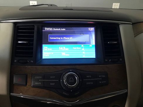 Used 2014 INFINITI QX80 4WD w/ Theater Package image 27