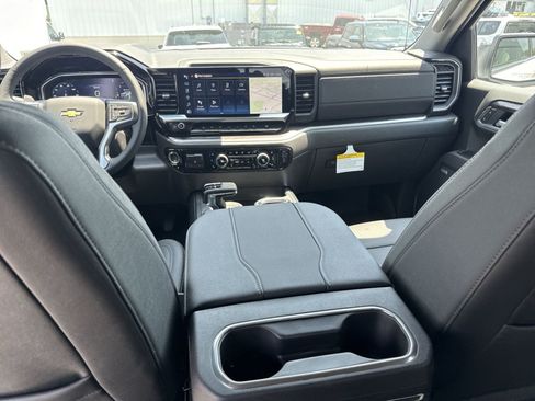New 2026 Chevrolet Silverado 1500 LTZ w/ LTZ Premium Package AWD/4WD image 20