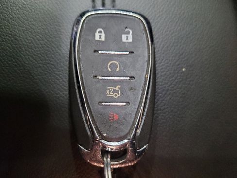 Used 2018 Chevrolet Malibu LT FWD image 32