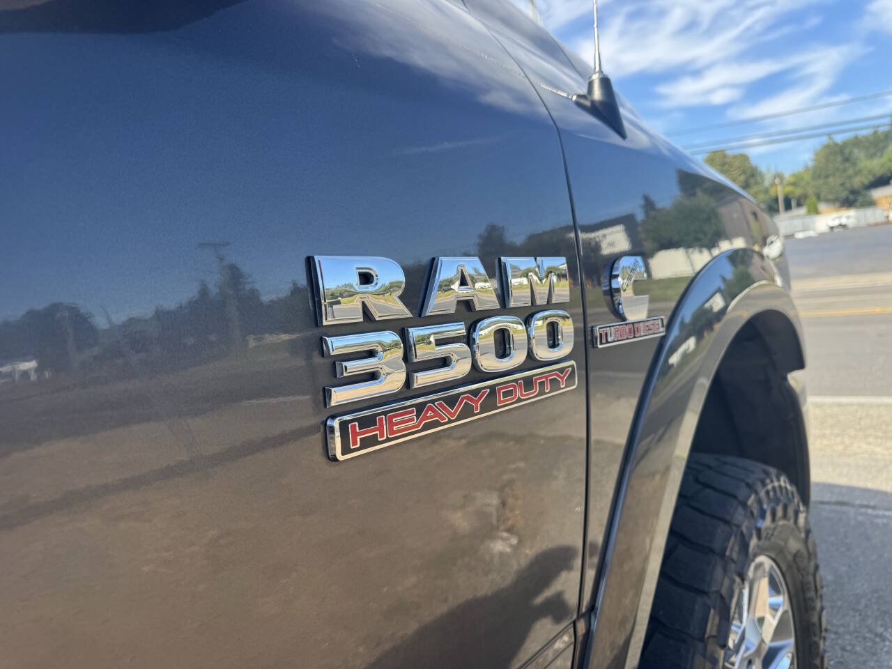 Used 2017 RAM 3500 Laramie Longhorn AWD/4WD image 14