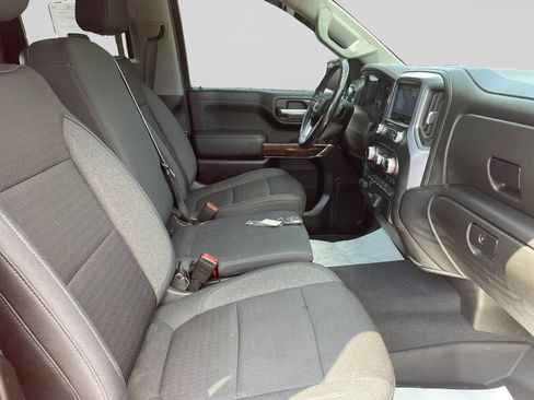 Used 2019 GMC Sierra 1500 SLE w/ SLE Value Package AWD/4WD image 11