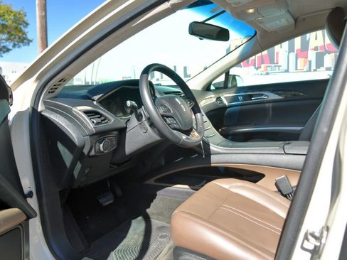 Used 2016 Lincoln MKZ w/ Equipment Group 300A Reserve FWD image 21