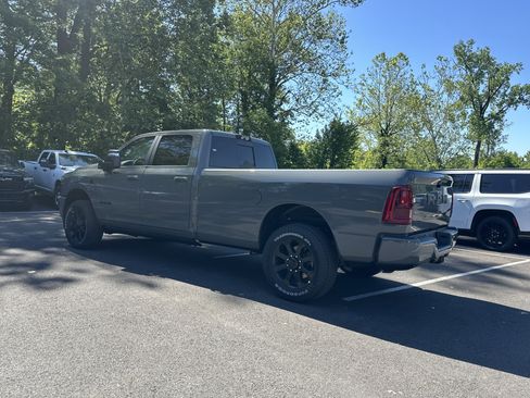 New 2026 RAM 2500 Laramie AWD/4WD image 26