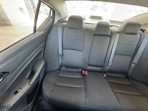 Used 2025 Nissan Altima 2.5 SV FWD image 34