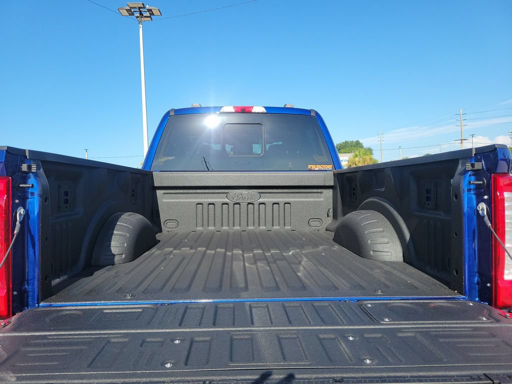 New 2026 Ford F250 Lariat w/ Black Appearance Package AWD/4WD image 7