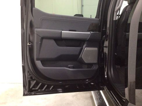 New 2026 Ford F350 Lariat w/ Chrome Package image 31