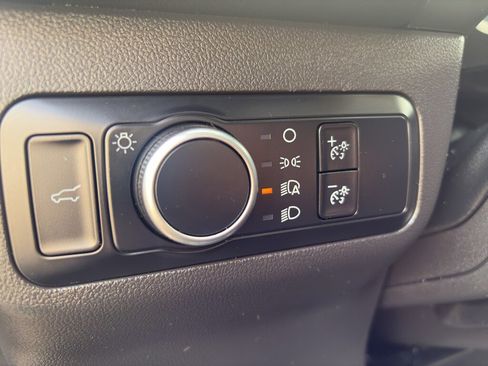 Used 2024 Ford Escape ST-Line image 8