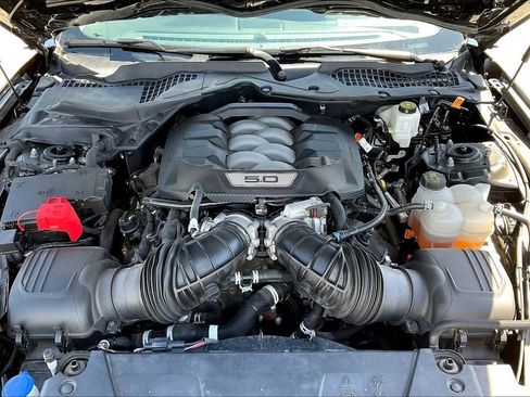 Used 2024 Ford Mustang GT Premium RWD image 9