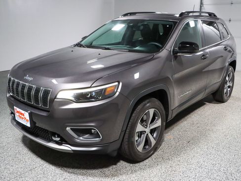 Used 2022 Jeep Cherokee Limited w/ Sun & Sound Group image 33