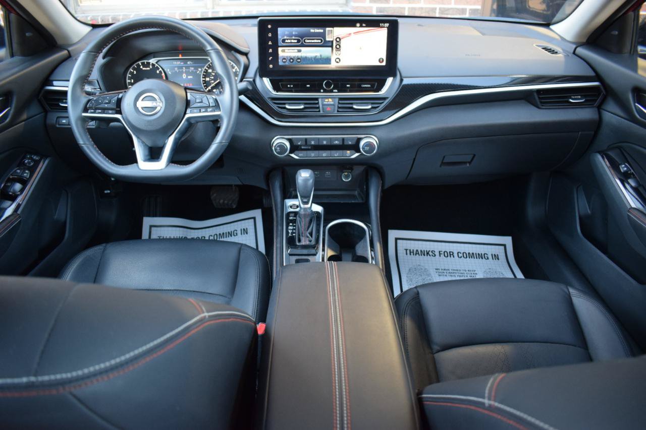Used 2024 Nissan Altima 2.5 SR w/ SR Premium Package AWD/4WD image 19