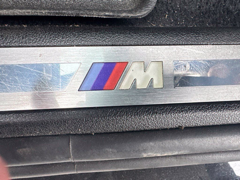 Used 2022 BMW X5 xDrive40i w/ M Sport Package AWD/4WD image 6