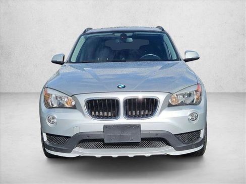 Used 2015 BMW X1 xDrive28i image 2