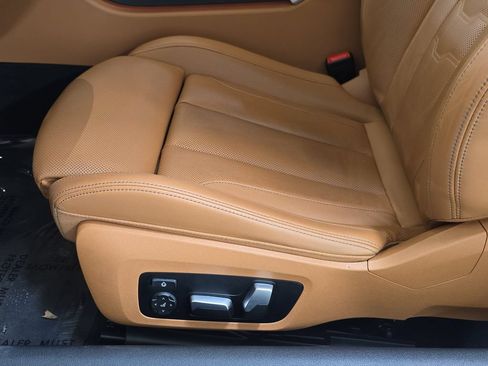 Used 2024 BMW 840i Coupe w/ Driving Assistance Package RWD image 28