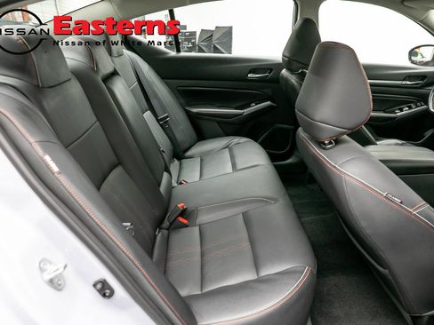 Used 2023 Nissan Altima 2.0 SR FWD image 22
