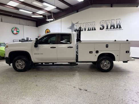 Used 2021 Chevrolet Silverado 2500 W/T w/ WT Fleet Convenience Package AWD/4WD image 3