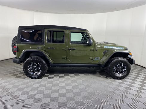 Used 2023 Jeep Wrangler Unlimited Rubicon 4xe w/ Cold Weather Group AWD/4WD image 7