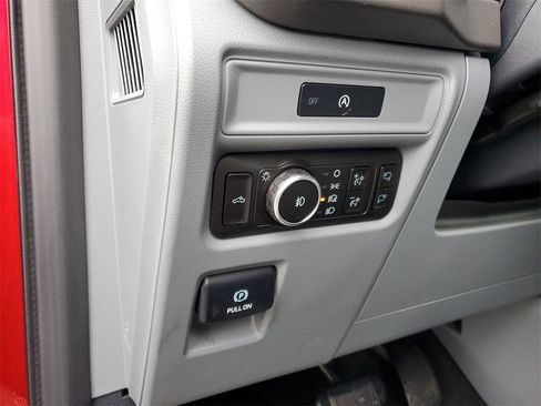 New 2025 Ford F150 XLT w/ Equipment Group 302A MID image 9