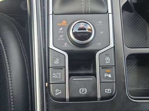Used 2025 Kia Sorento X-Line EX AWD/4WD image 30
