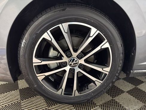 Certified 2023 Volkswagen Jetta Sport image 10