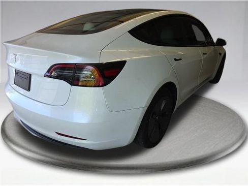 Used 2023 Tesla Model 3 Standard Range RWD image 5