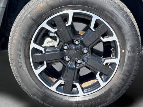 Used 2023 Jeep Renegade Trailhawk AWD/4WD image 25